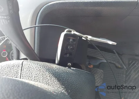 2014 Volkswagen Passat 1.8T Wolfsburg Edition z USA, uszkodzony, nr VIN 1VWAT7A39EC051562